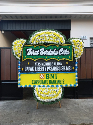 Papan Bunga Duka di Trumon Tengah