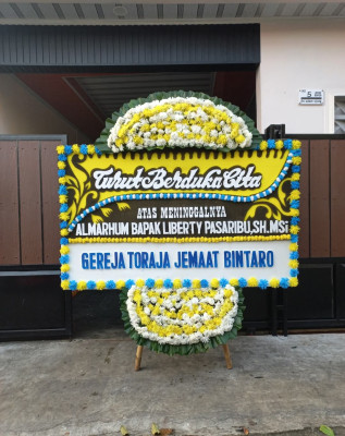 Papan Bunga Duka di Trumon Tengah