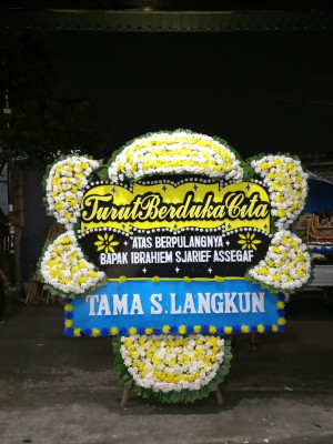 Papan Bunga Duka di Trumon Tengah